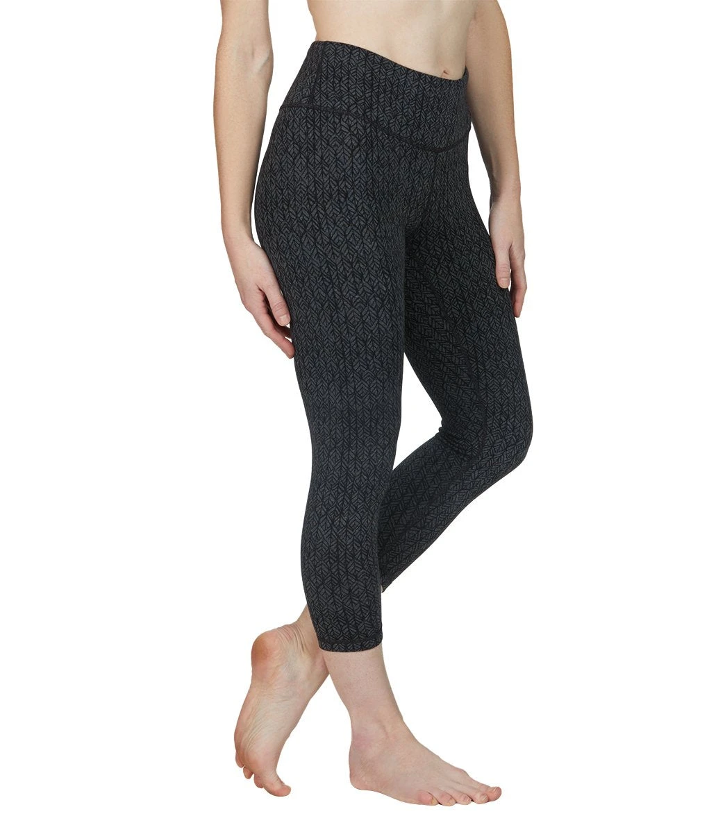 PrAna Pillar Yoga Capris Charcoal Heather Bodhi