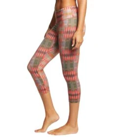PrAna Pillar Printed Yoga Capris Carmine Desert Geo